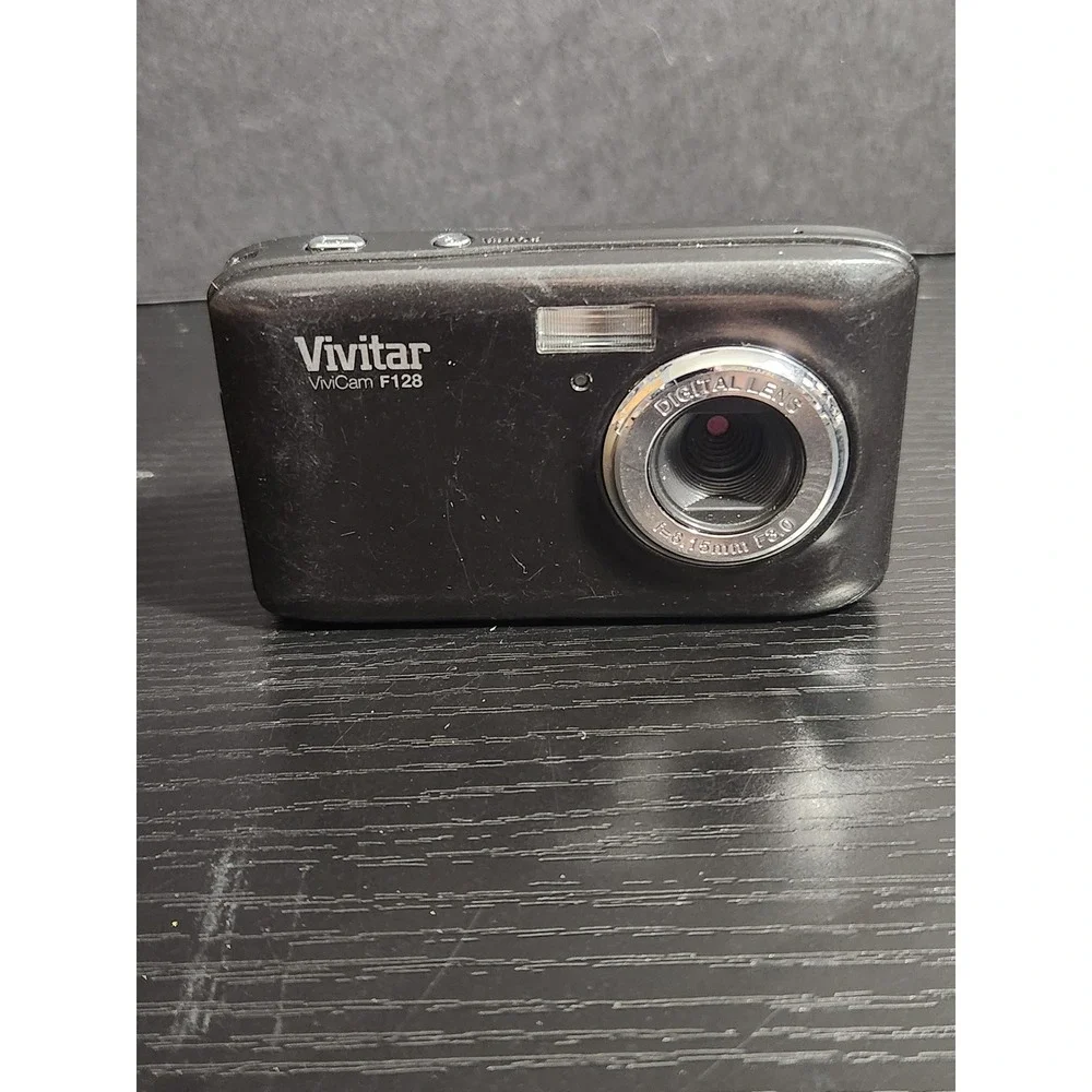 Vivitar ViviCam F128 Black Digital Camera 12MP 2.4 Inch LCD‎ AS IS UNTESTED